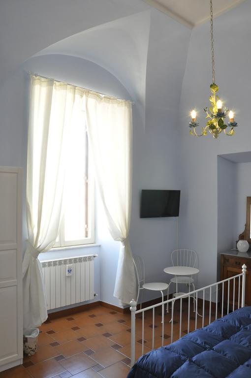 La Darsena B&B Civitavecchia Exterior photo